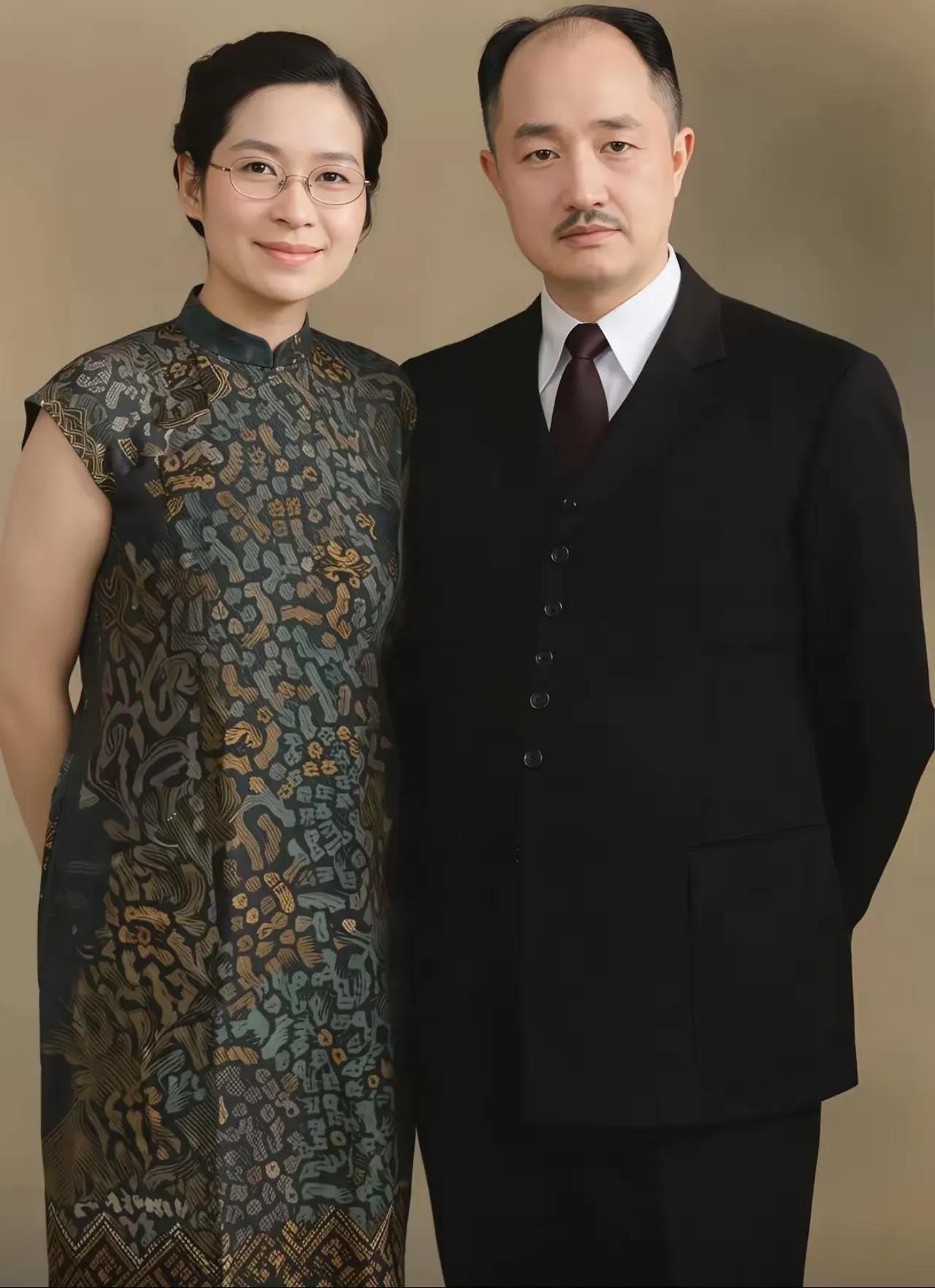 1941年7月5日，雷洁琼与严景耀在上海成婚，携手相伴32年，他们不仅是夫妻，更