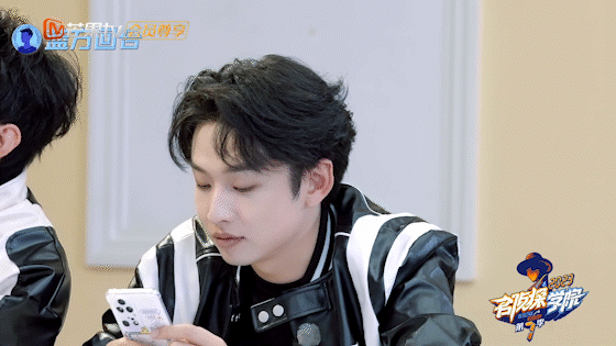 齐思钧腹黑开大了！！这期《名侦探学院》里先是暗戳戳把对手的棋送到掉分位，文韬石凯