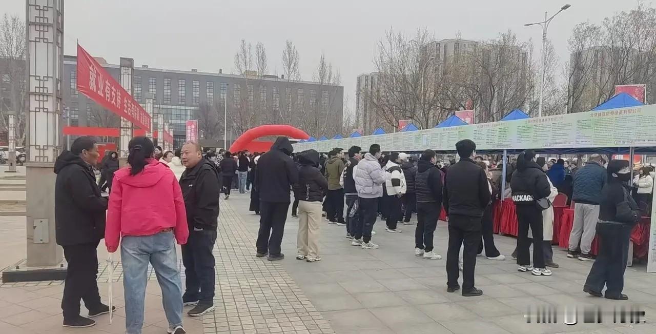 “失业”的人越来越多,怎么回事? 现在“失业”的人越来越多，这其实和就业环境的变