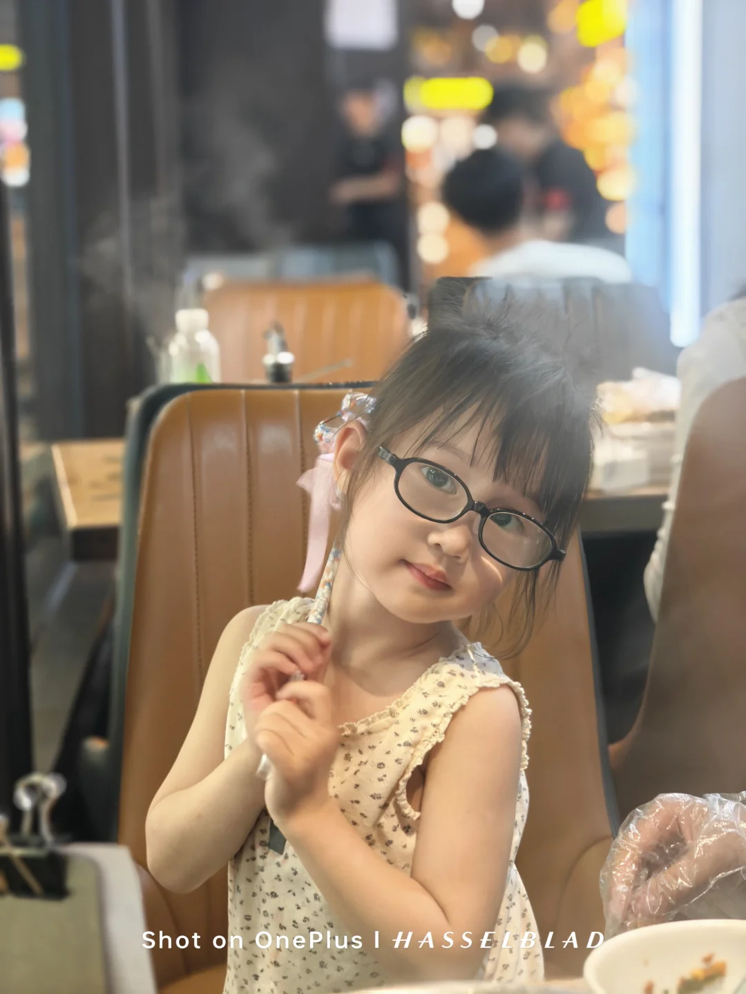 请问一加12的拍照，哪款iPhone能比得了？