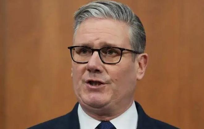 维持了70多年的北约就要干不下去了，特朗普这边叫嚣欧盟不出兵的话，美国要“退群”