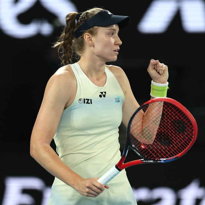 莱巴金娜首夺澳网冠军 莱巴金娜拿到冠军之后，拿到了1760分的WTA积分，拿到了