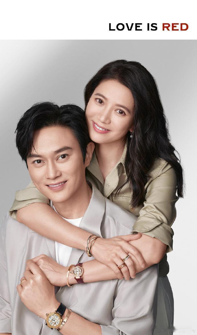袁咏仪化妆后，美貌惊人，果然不负“港姐”之名。 ​​​