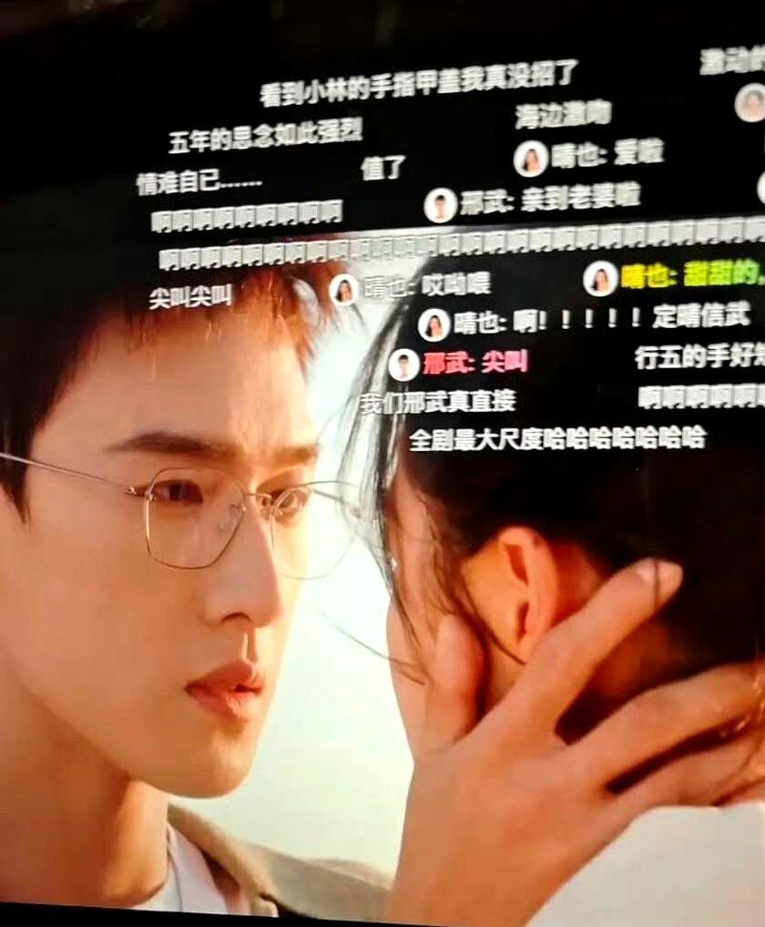 这届网友究竟有多苛刻？李昀锐的大拇指，成了偶像剧里最“亮眼” 