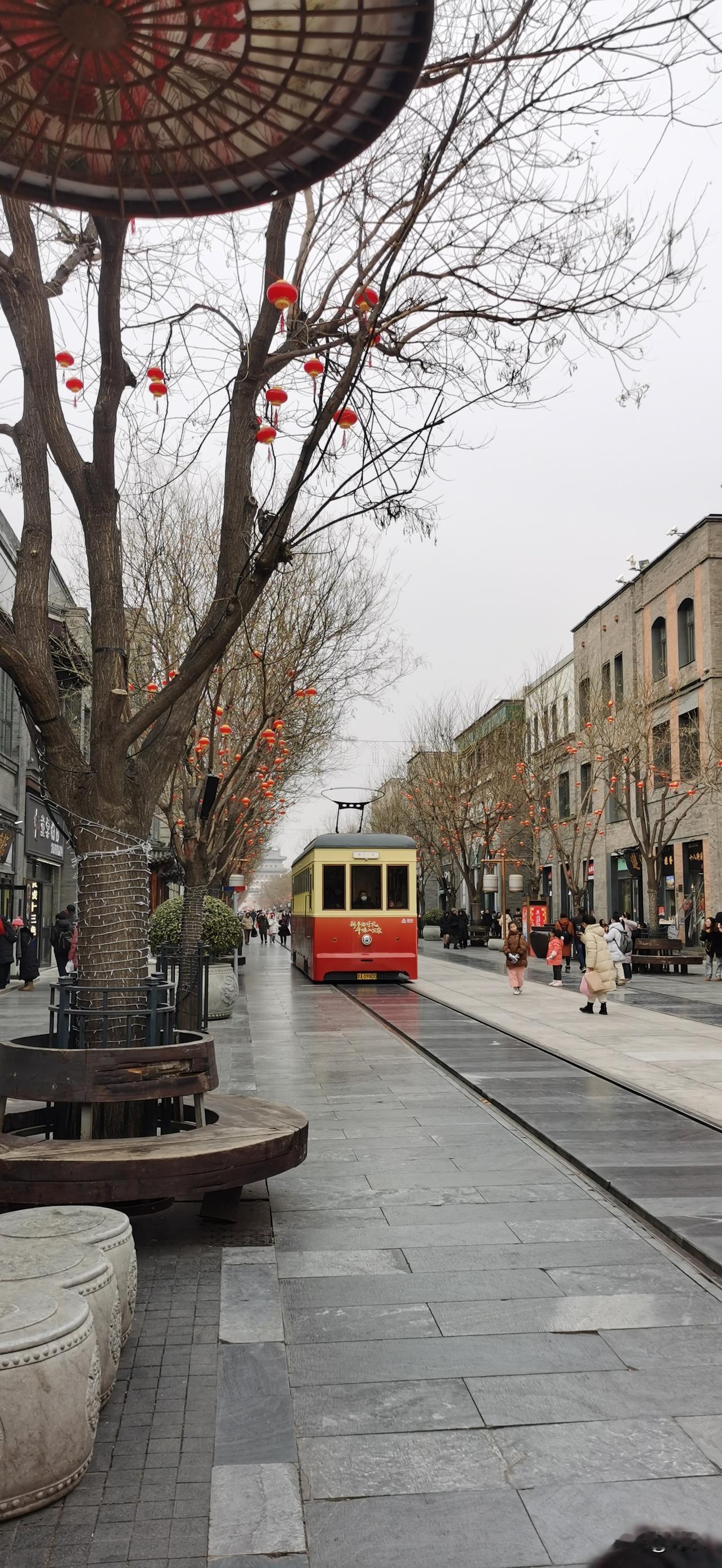 女人年龄大了，没有合适的结婚对象，你会选择先要个孩子吗？

我以前的报社女同事，