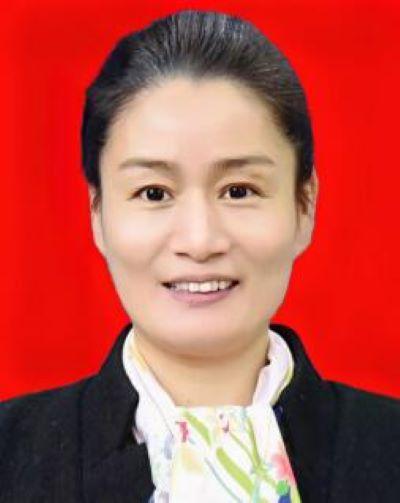 南昌，华姐戴帽，二"董"跌倒！

今年8月1日那天，

曾任县常委，小蓝经开区的