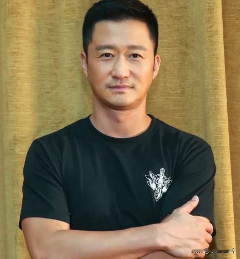 吴京，深夜发文！

11月5日，51岁的吴京，冲上热搜，这一次，不是因为老婆谢楠