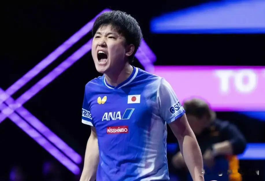 张本智和在成都的“主场”遭遇惨败，还有漫天的嘘声，这既是竞技状态的下滑，也是其复