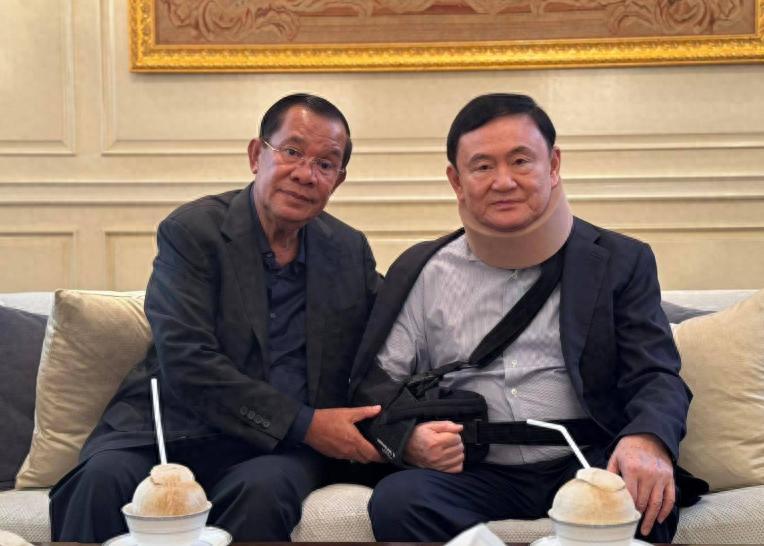 洪森直接喊话他信，以公开泰国重大绝密要挟，如不送爱女佩通坦下台，就开战不停打~