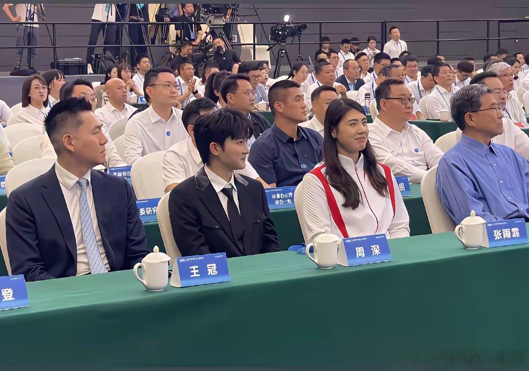这就是周深的权威吗？ 