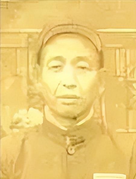 李瑞（1912—1950）河北省阜平县照旺台村人。1937年抗日战争全面爆发后，