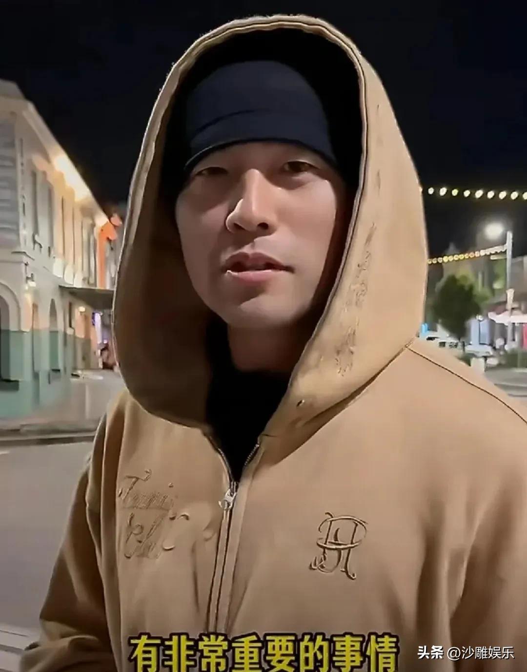 周杰伦，深夜官宣！

3月7日的深夜，杰伦睡不着，我们也都别睡了！周杰伦突然用他