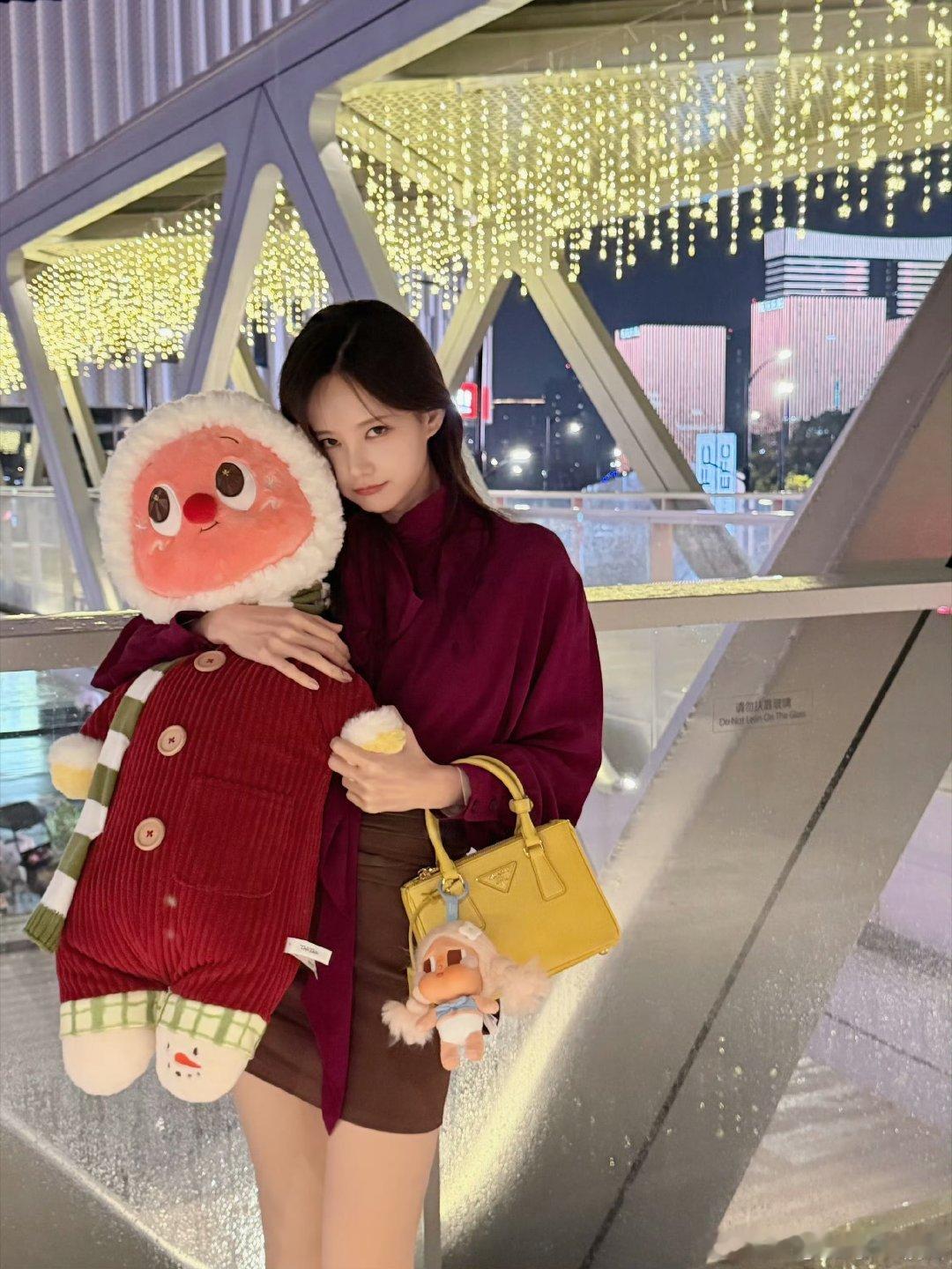 李一桐今日营业图🤏🤏 