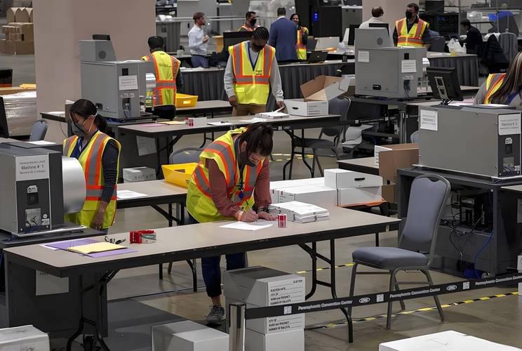 美国的大门彻底关上了。特朗普宣布三个重大决定，

一、美国不接纳第三世界国家的人