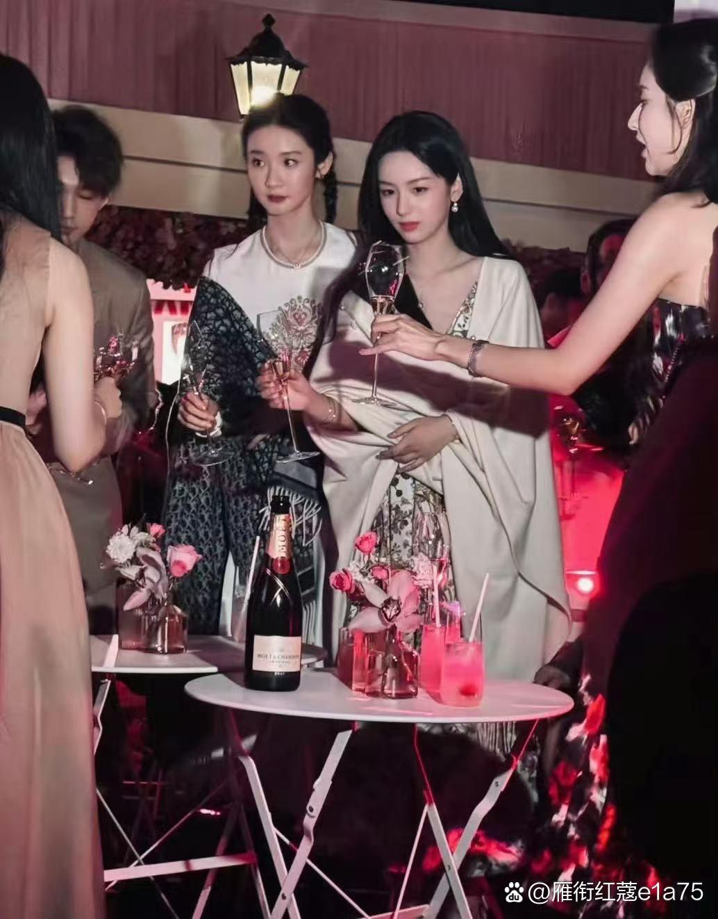 好像突然理解了为什么霸总能在人群中一眼锁定女主了 