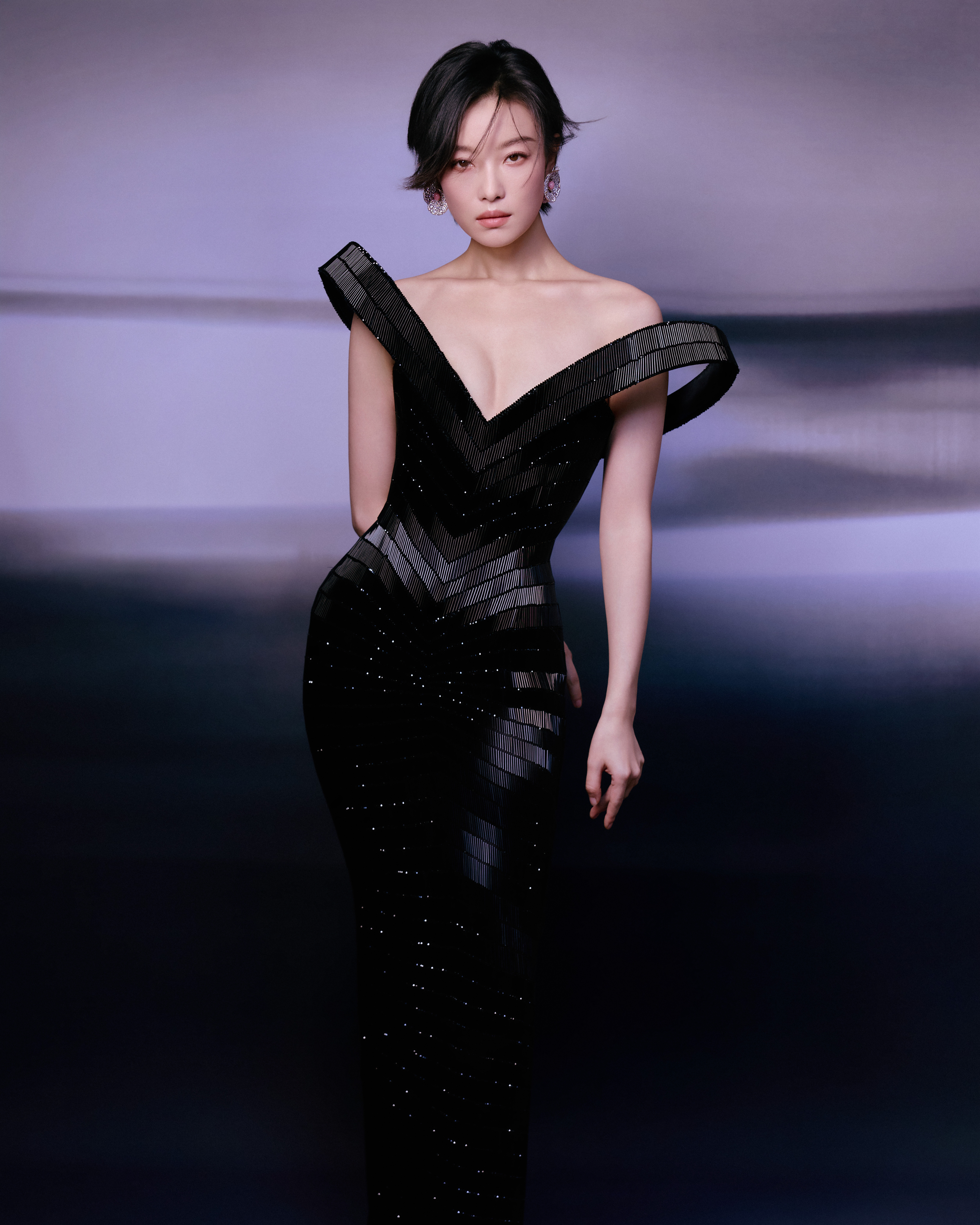 倪妮｜腾讯视频星光大赏 美妮今日腾讯视频星光大赏的造型来自Tamara Ralp