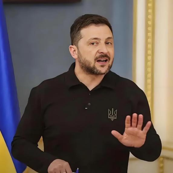 乌克兰用4年时间，将俄罗斯从一个“帝国”打成了一个国家，乌克兰也成功的从一个国家