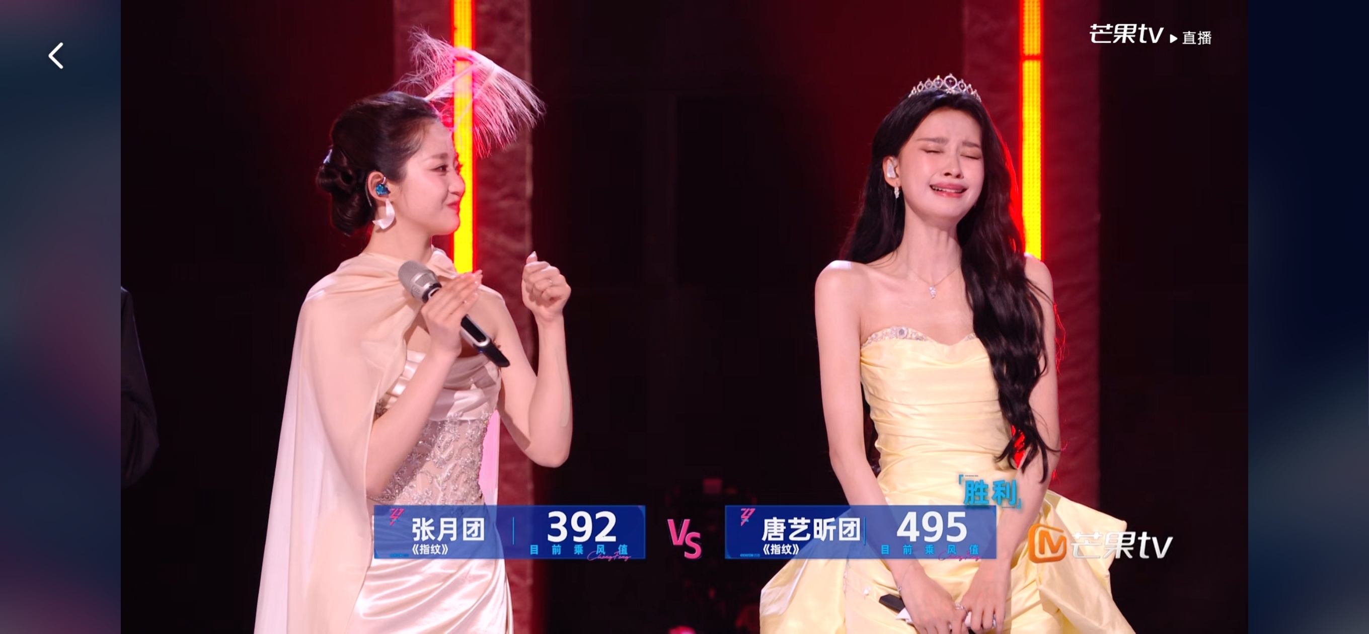 万千惠输了一百多票按表现来说，分数不合理 。就算要按人气来，险胜就行了为什么要高