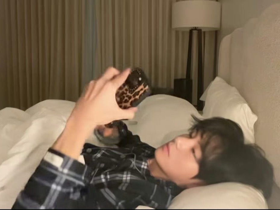 心机妹妹展示极品素颜中 