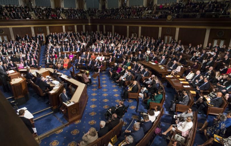 在美国选举政治中，民生永远是左右大选走向的核心变量，再多外交功绩也难抵物价上涨对