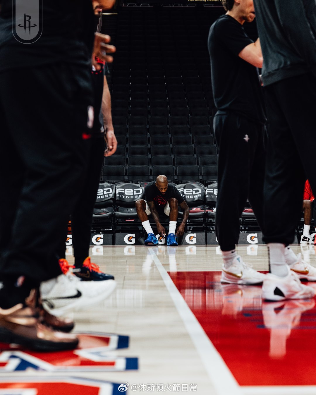 赛前热身照小贾不打，谁防克林根开拓者vs火箭休斯顿火箭nba吐槽大会