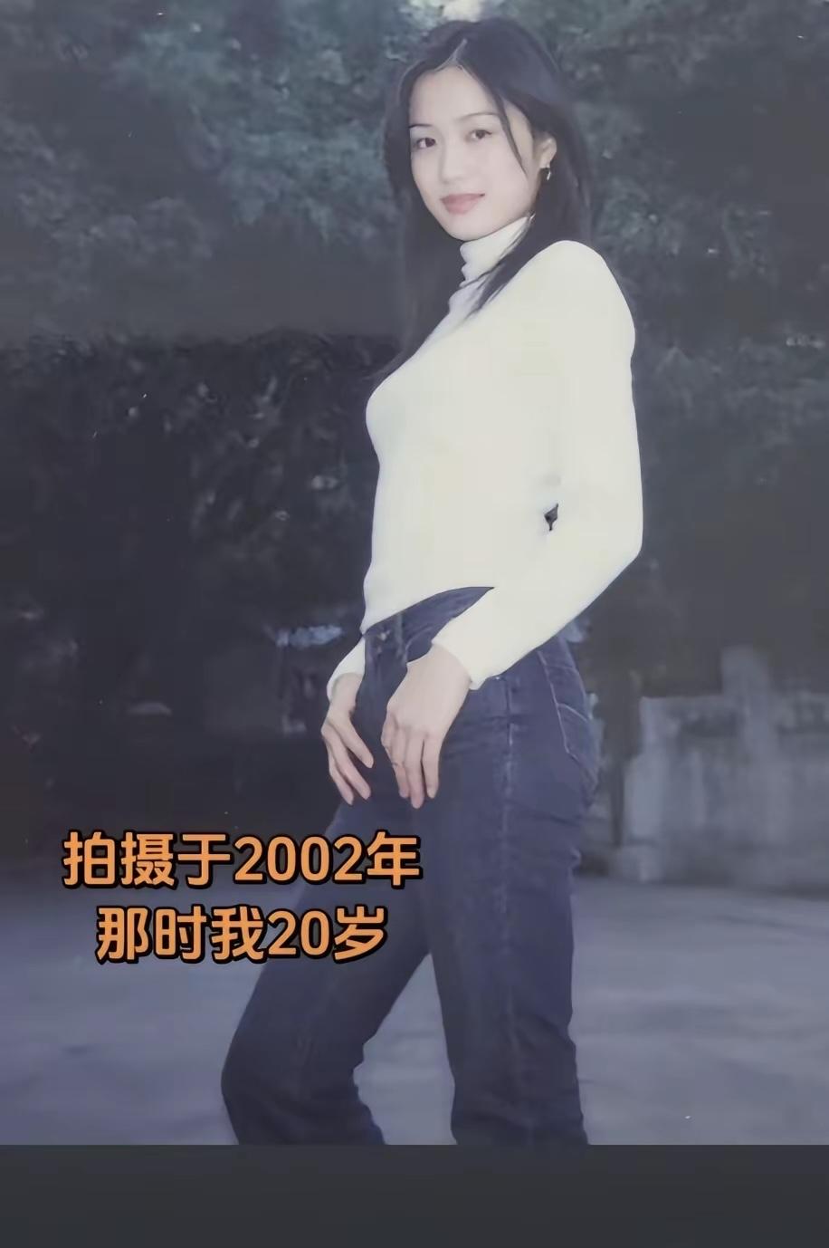 好想回到你20岁的年纪，​好好地遇见你！​即便难度重重，也要勇敢地追求理想。