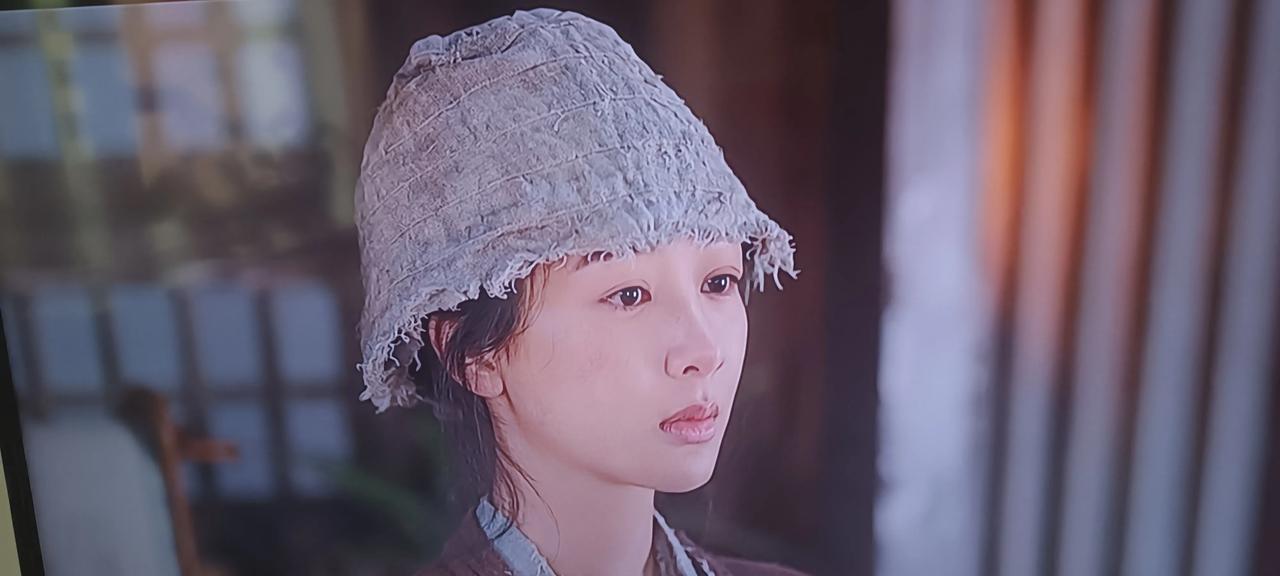杨紫这身小厮打扮，甚是惹人喜欢，知道这是哪部剧里的吗？