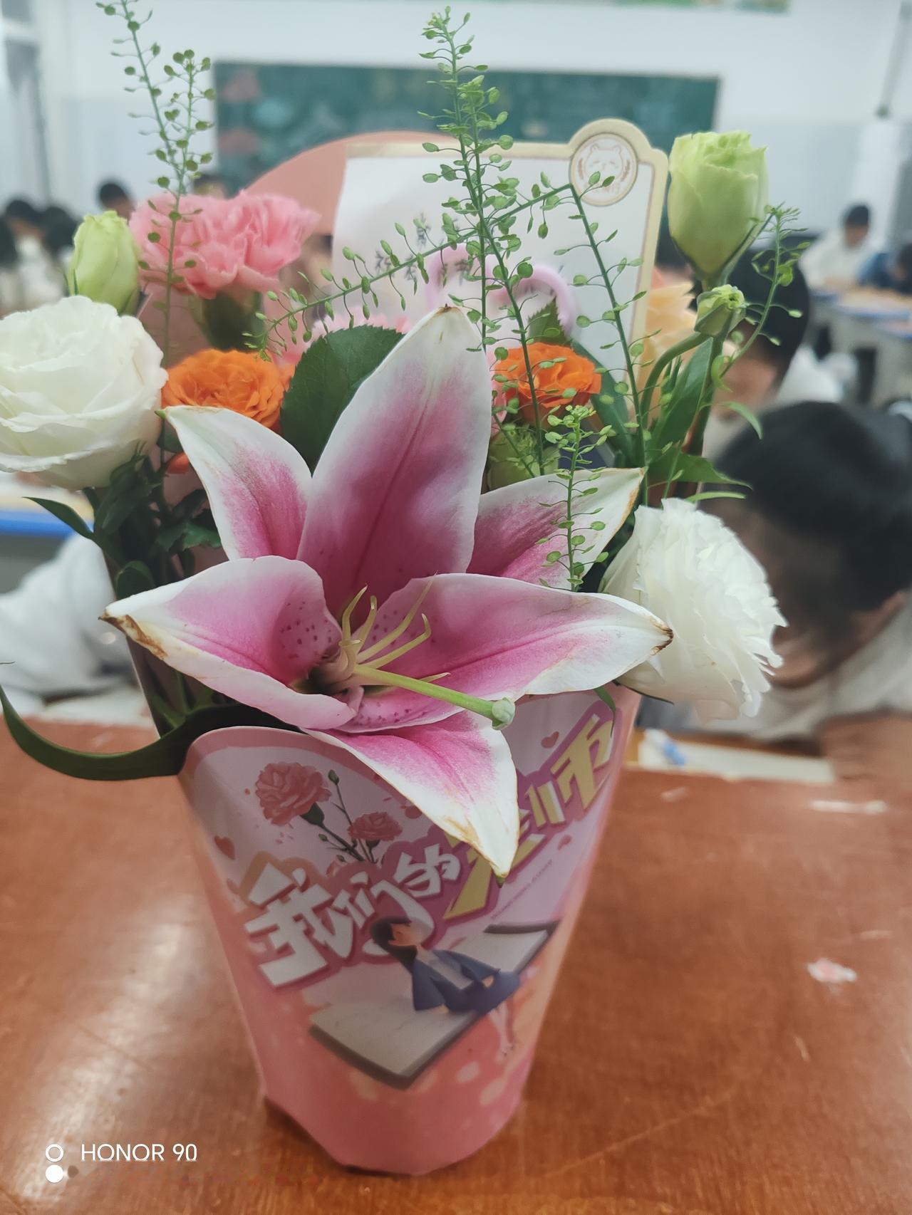 1、职业稳定性强。教师职业相对稳定，工作状态和内容较为固定，有国家教育局统筹指导