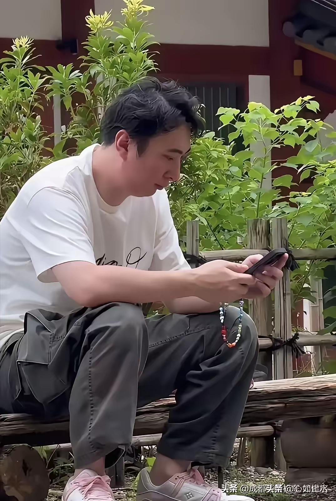 71岁的王健林又被强制执行36个亿，。老爷子这个年纪了还在还债。可网上一堆人喊话