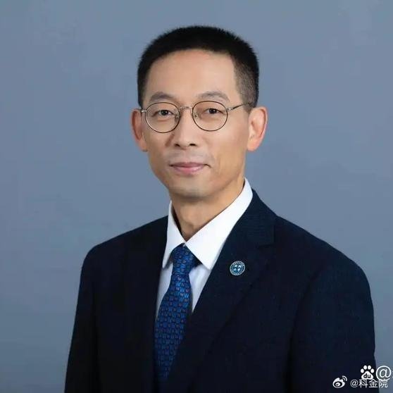 《西湖大学首届60名学生圆满毕业，八成毕业生直接进入顶尖名校直博，不少人都在讨论