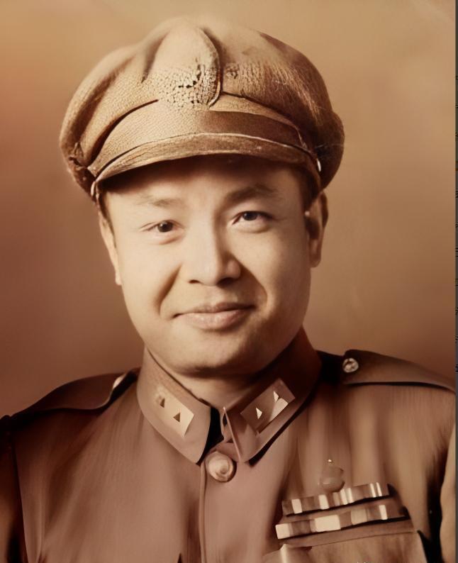 抗美援朝打响后，北京功德林中的一名原国民党高级将领，提出了两点对美作战建议，毛主