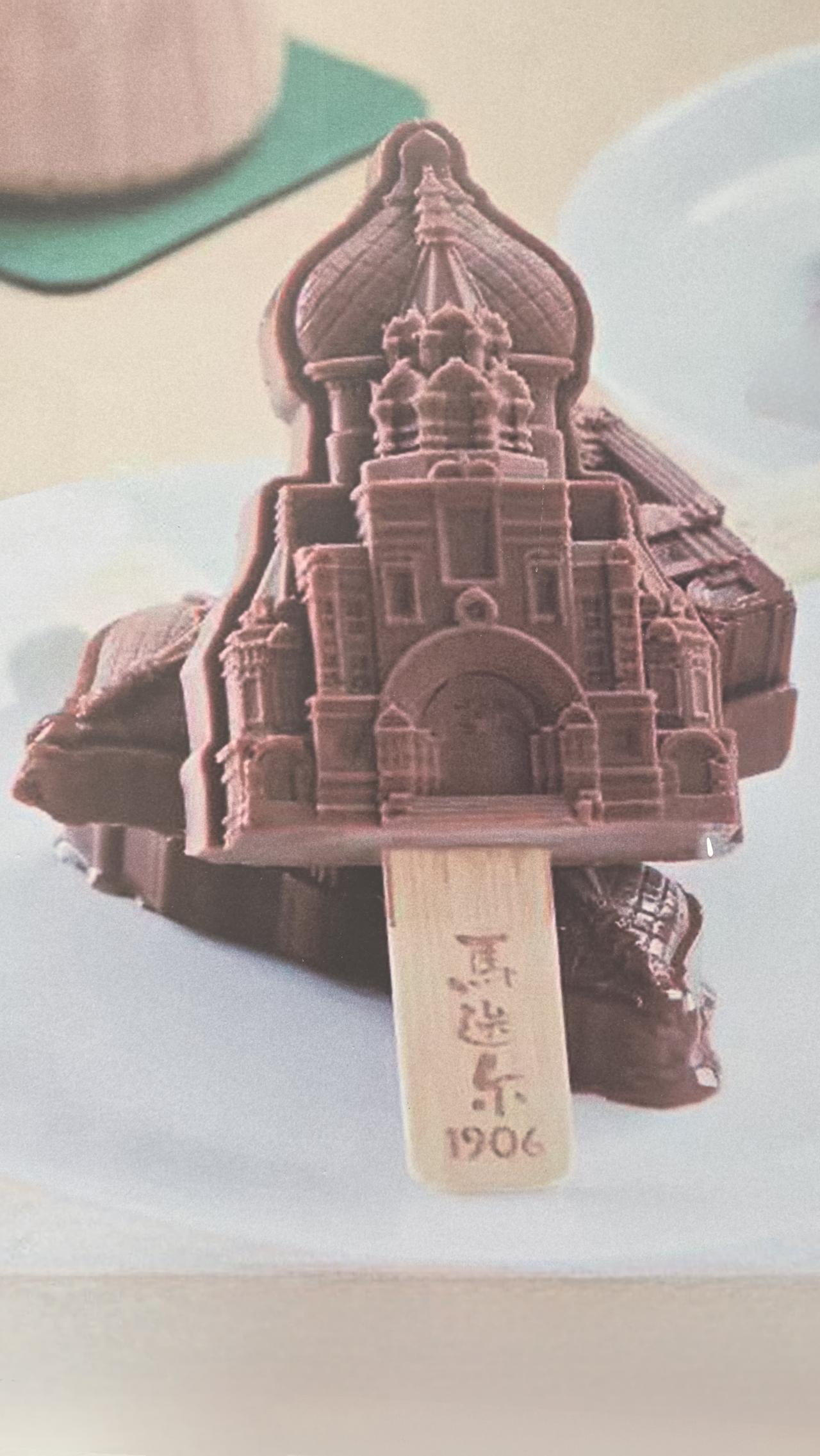 新年到，爱好打卡搞起来！在海南，我发现了两个超棒的打卡点。
先去了华为授权店，过