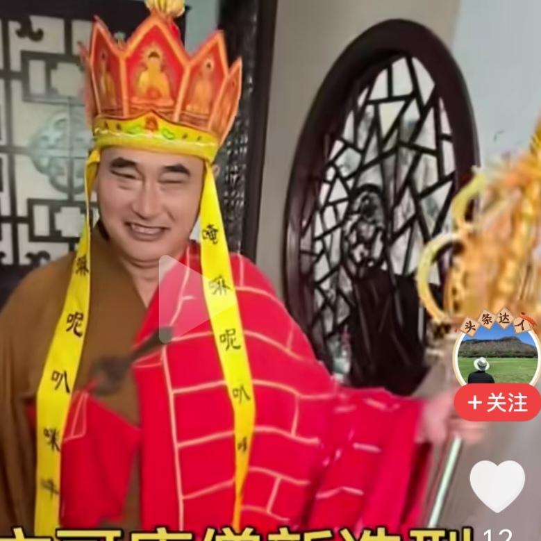 如今，朱大衣堪称头条网红，红得发紫。关于他的提问层出不穷，想躲都躲不掉。其实，我