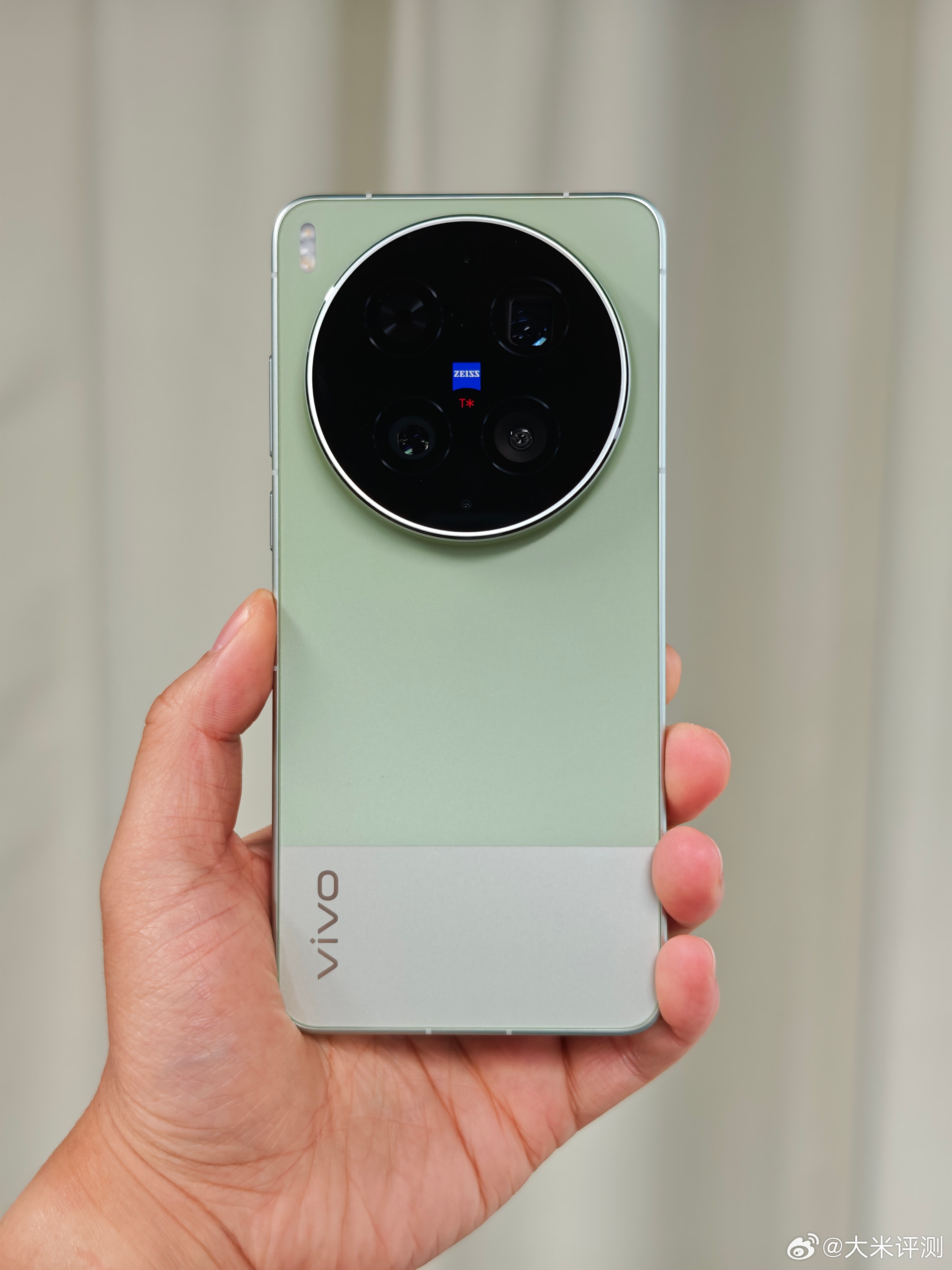 X300Ultra买到了，这个绿色甄姬满分10分能打几分？ 