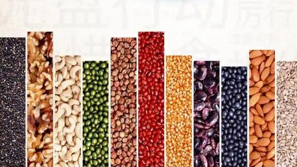 新春佳节临近，消费市场热闹非凡。为助力消费者科学消费，中国消费者协会结合当下市场