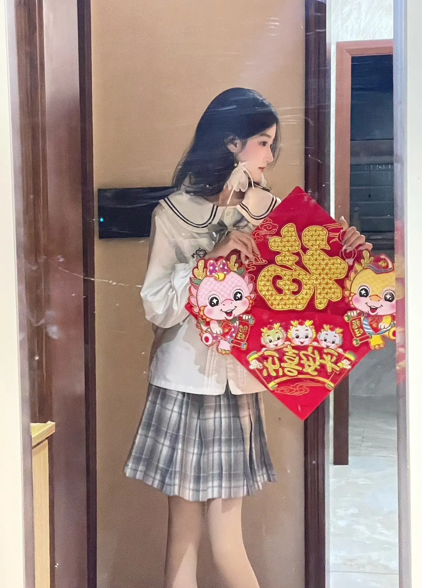 大家好 我是财神小助理 看到这条并点赞的我保佑你们新年发大财 