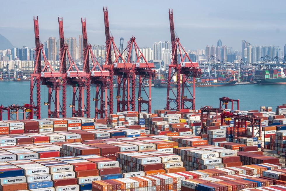 美国改口，主动示好中国！涉港“紧急状态”突然到期不续，华盛顿这一步，显然不只是为