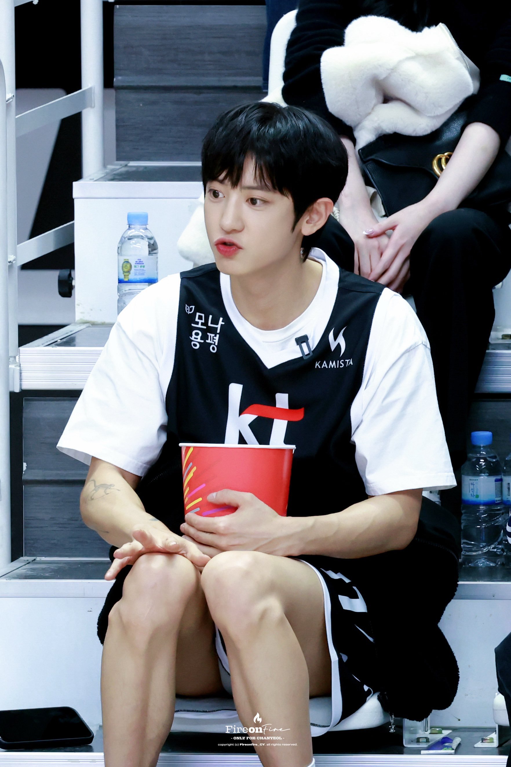 朴灿烈 251102 KBL特别开球仪式 ©fireonfire / Yuhi_