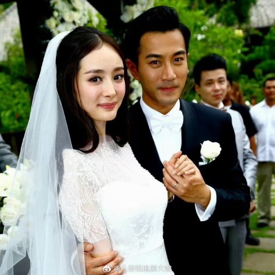 曝刘恺威新恋情刘恺威又有新恋情了啊，杨幂、李晓峰在叔这里也是过去式啦……
