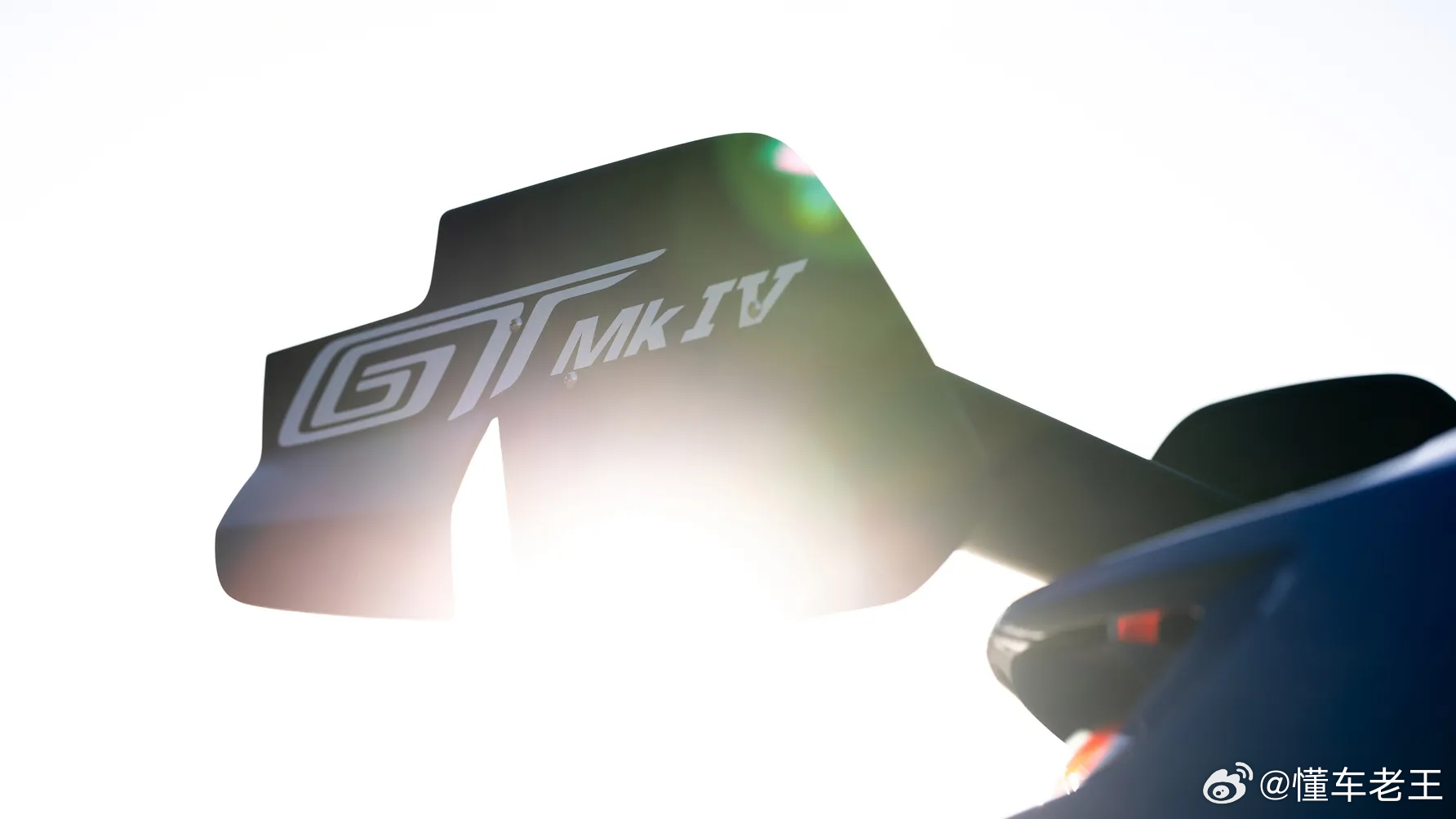 6分15秒977的官方认证圈速，什么概念？纯燃油车，6缸双涡轮+序列箱子，直接刷