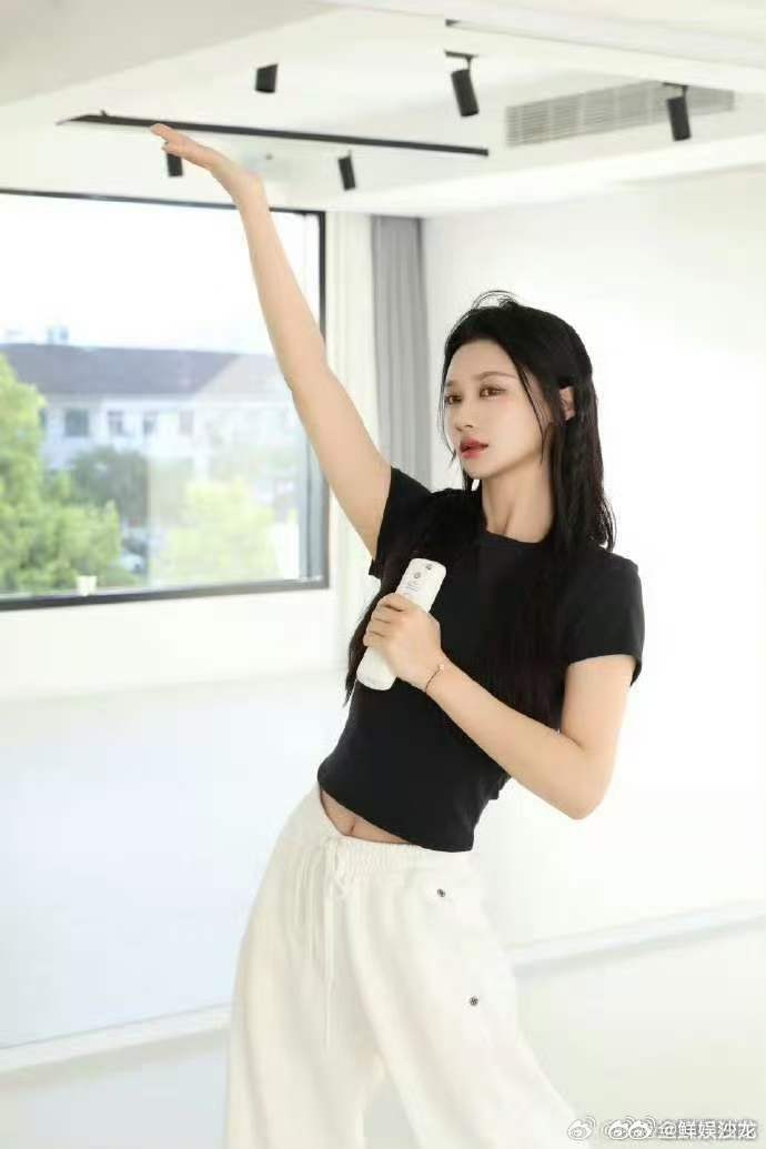 何宣林向张月respect明明很想加入张月的队伍挑战唱跳，就算最后没选上也依旧 