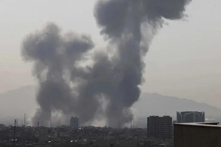 美以损失惨重，局势完全超出他们预期，没料到伊朗准备这么充分，没想到伊朗反击这么猛