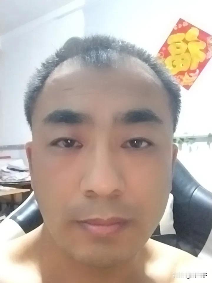 今天是 7 月 6 号，星期一。
今天的班是这样上的，下午 1 点上到晚上 9 