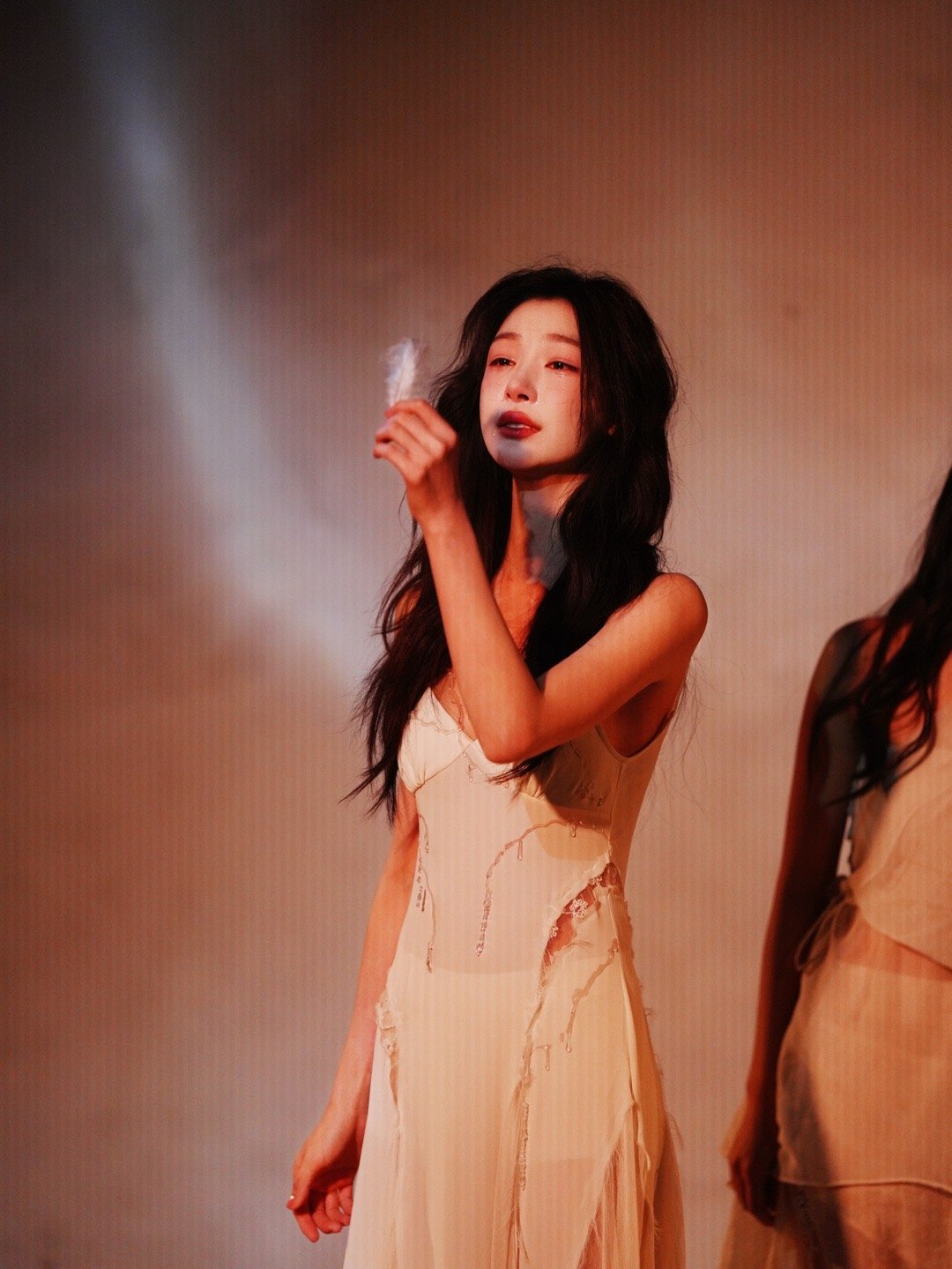 每日玲感 我第一个话剧｜剧照来咯🎭已经演了四场了每一次都是不一样的呈现和体验还