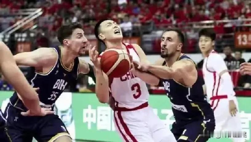 热身赛，哪个更有意义？
广东全运队VS黑山男篮  70：80
广东全运队VS新西