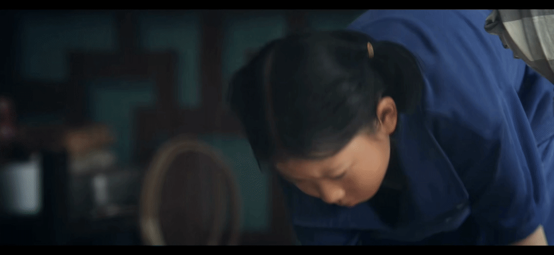 来弟黑娃 低山臭水遇知音 来弟和黑娃全团最不起眼的两个小可怜，别人都在拼成绩、抢