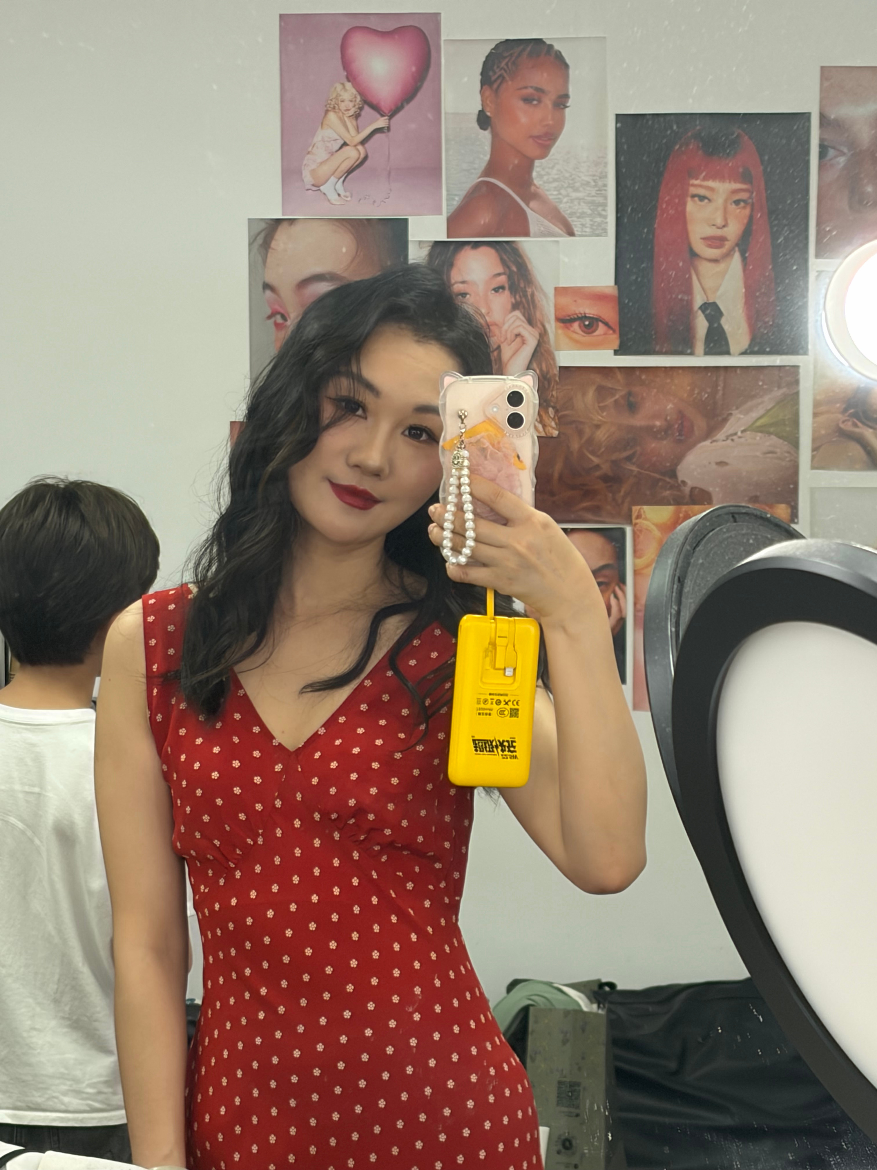 为了一个特殊的约会，约了一个妆画完好像马思纯呀等下我要去签重庆落地签啦嗨起来q的