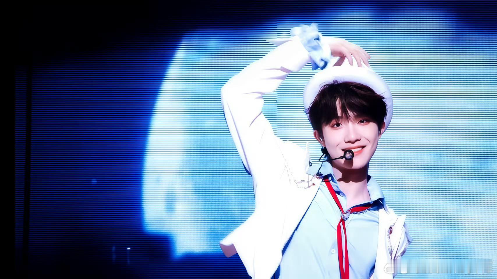 苏新皓左航0帧起演 苏新皓左航0帧起演名场面来袭！眼神杀超有戏，每一秒都踩在点上