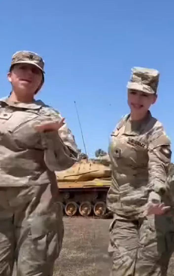 美国大兵今天发工资了，没有任何国家和政府愿意欠薪军队工资，美国动用了军队80亿美
