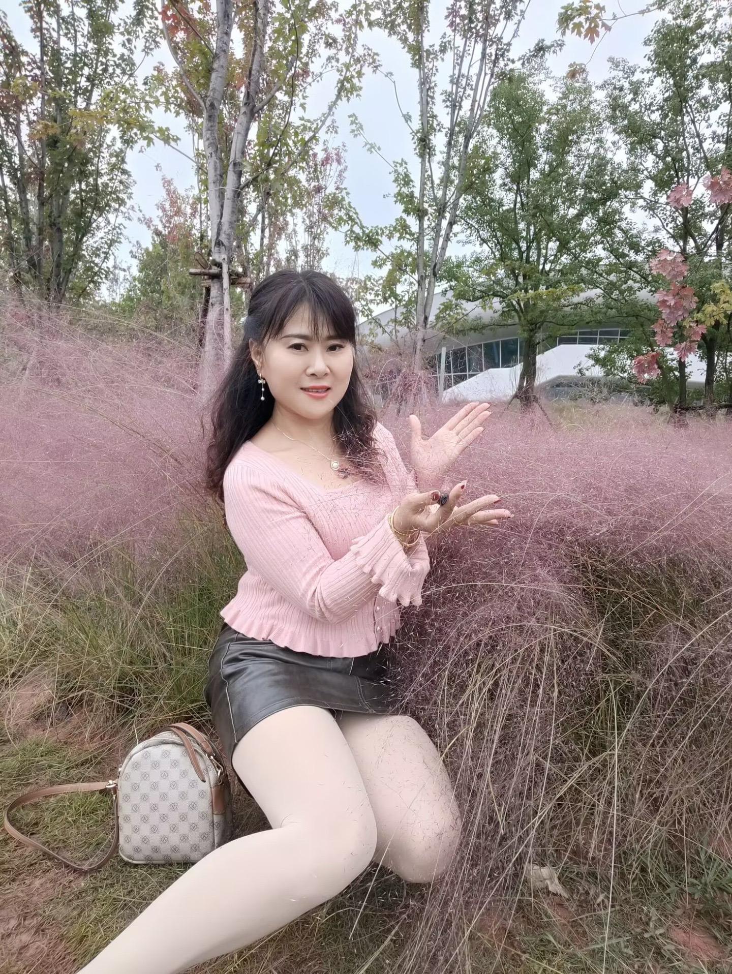 在这个浪漫的秋天，我们见一面吧……
